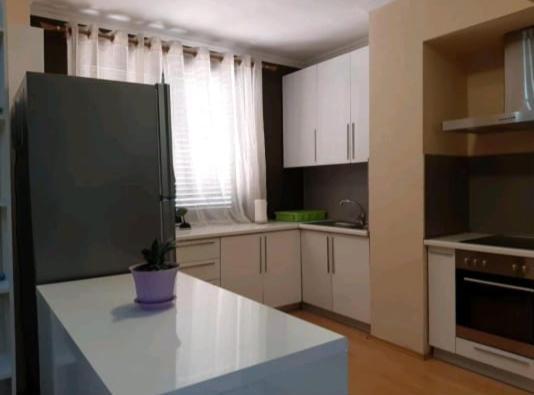 Erina Luxury Apartment Тирана Экстерьер фото